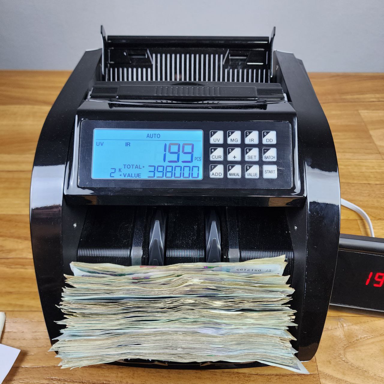 Bill Counter Machine 6100